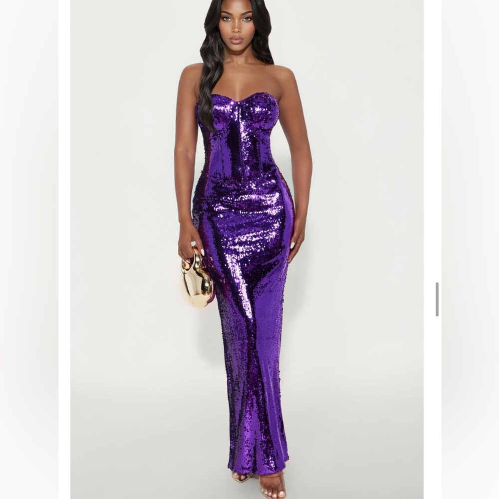 Strapless Sequin Gown in Metallic Purple💜✨